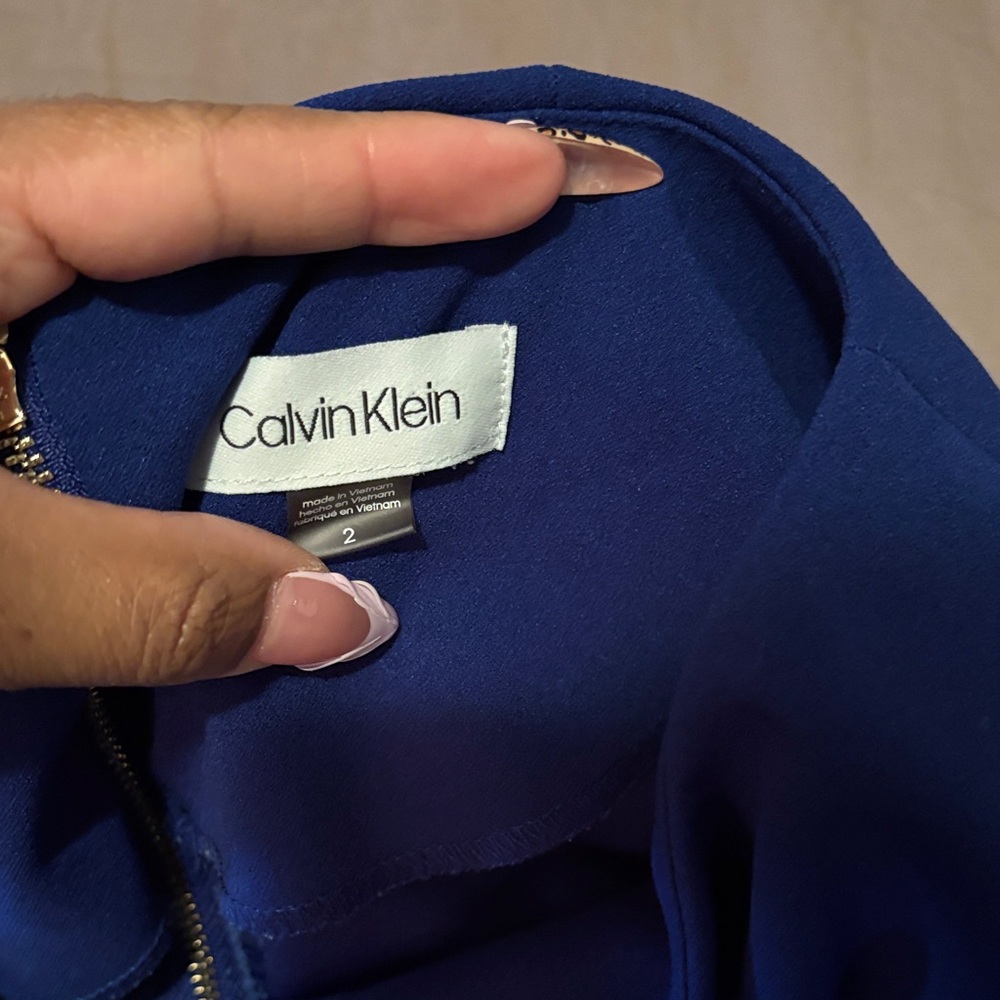 Elegant Blue Calvin Klein Women's Dress - Picture 3 of 3